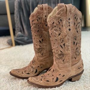Corral Vintage Saddle Brushed Laser Boots